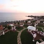 Ξενοδοχείο Bouganville Palace