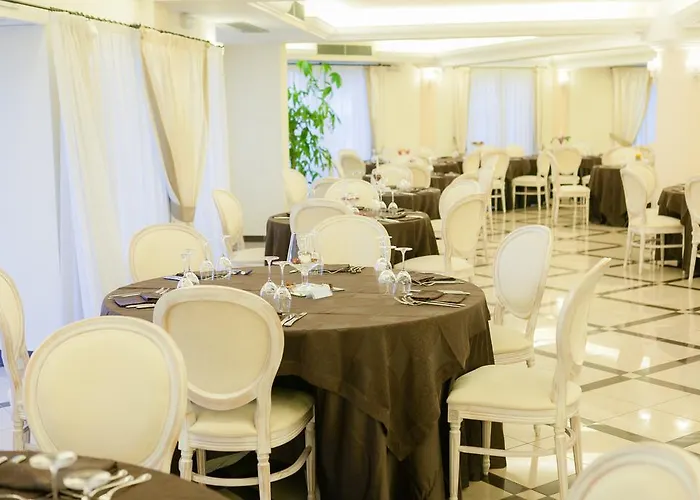 Hotel Bouganville Palace