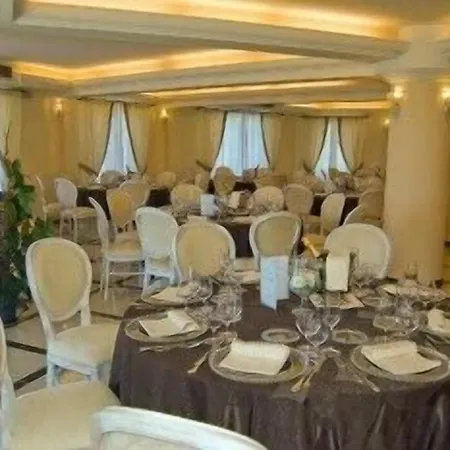 Hotel Bouganville Palace