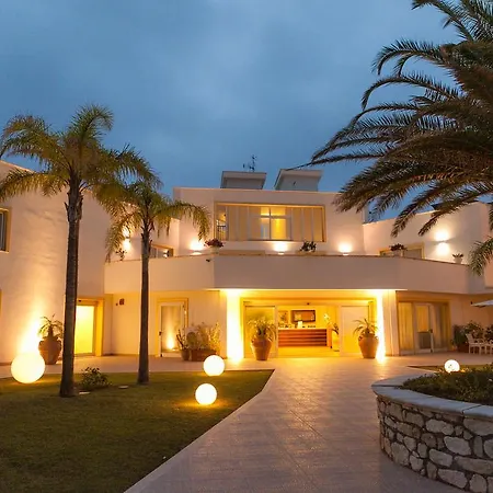 호텔 Bouganville Palace 4*