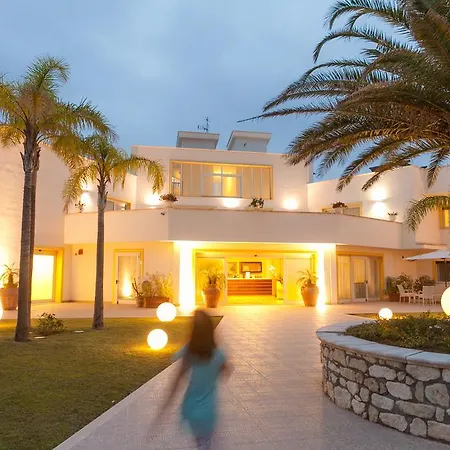 Bouganville Palace 벨베데레마리티모