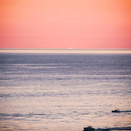 Bouganville Palace 호텔