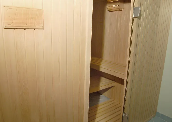 Bouganville Palace מלון