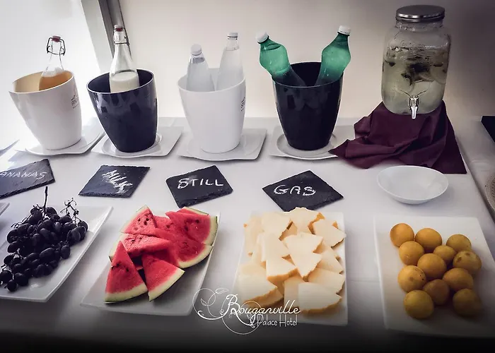 Bouganville Palace מלון 4*